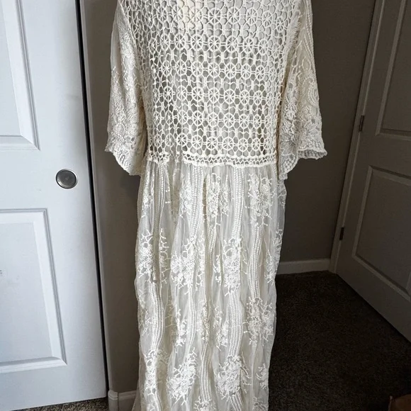 Tea n Rose Edwardian Inspired Elegant Lace and Crochet Maxi Dress in Cream,Large - Picture 3 of 17